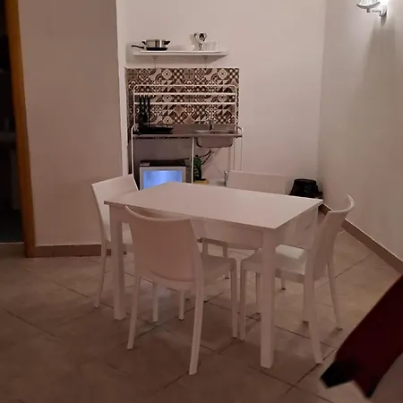 Napoli Apartment Отель