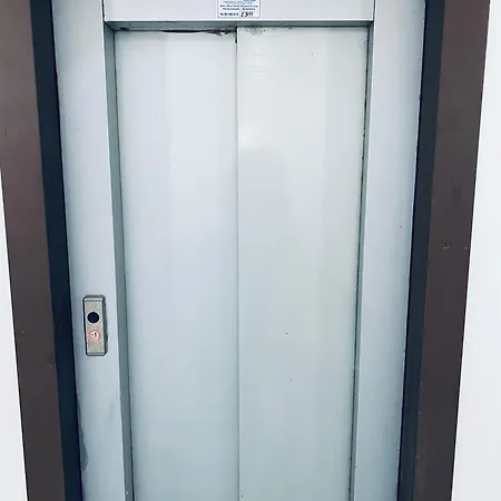 Отель Napoli Apartment Неаполь